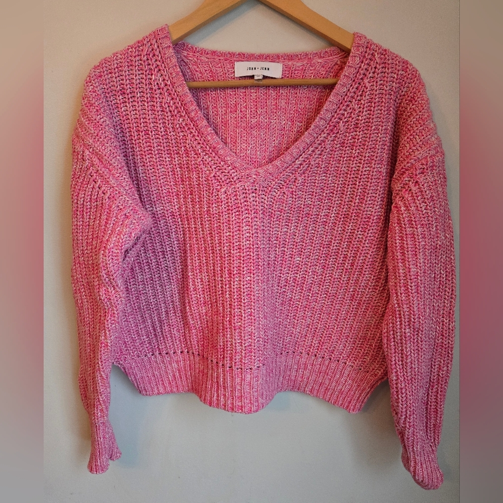 JOHN + JENN Pink V-Neck 💯 Cotton Knit Sweater